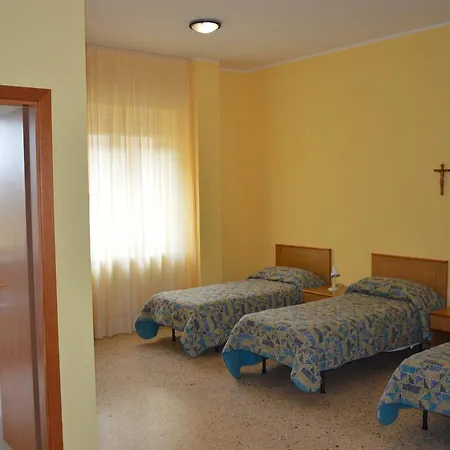 Casa Per Ferie Mater Dei Panzió Szirakúza
