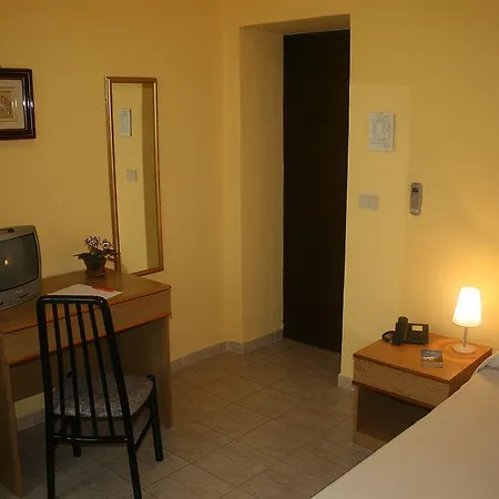 Casa Per Ferie Mater Dei *