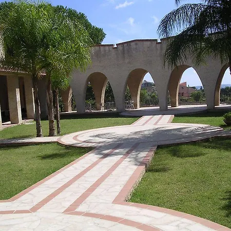 Casa Per Ferie Mater Dei * Szirakúza
